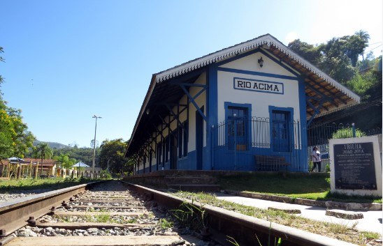 poço artesiano em rio acima